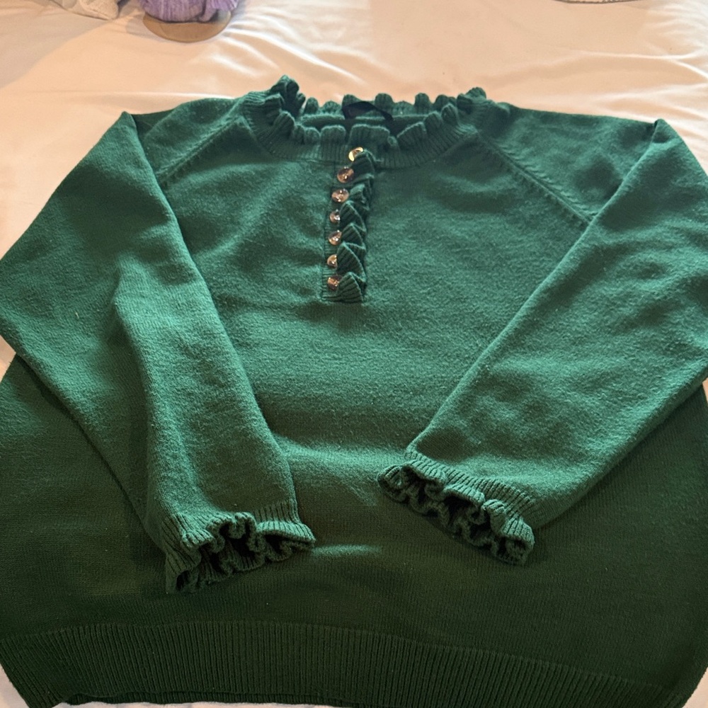 Hunter green sweater